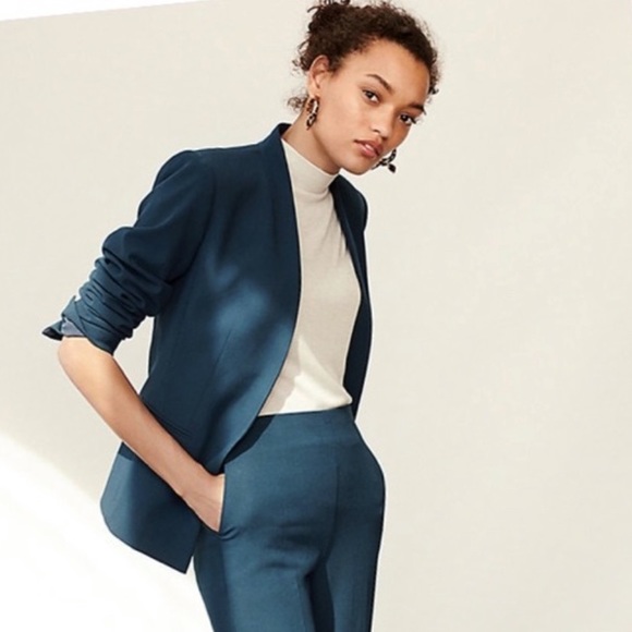 Ann Taylor Jackets & Blazers - Ann Taylor The Cutaway Blazer in Bi-Stretch Suiting Jacket Midnight Spruce